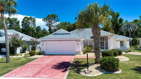 1624 Brookton Green Dr, Sun City Center, FL 33573