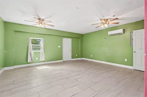Living - 11363 Norvell Rd, Spring Hill, FL 34608 photo 5 of 6