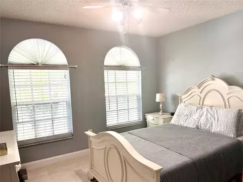 Bedroom - 908 45th St E, Bradenton, FL 34208 photo 1 of 1