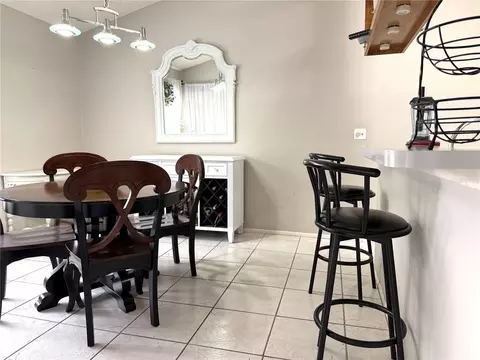Dining - 908 45th St E, Bradenton, FL 34208 photo 1 of 2