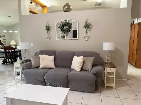 Living - 908 45th St E, Bradenton, FL 34208 photo 2 of 3