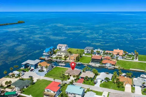 13525 Claudia Dr, Hudson, FL 34667