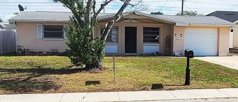 5200 Chet Dr, New Port Richey, FL 34652