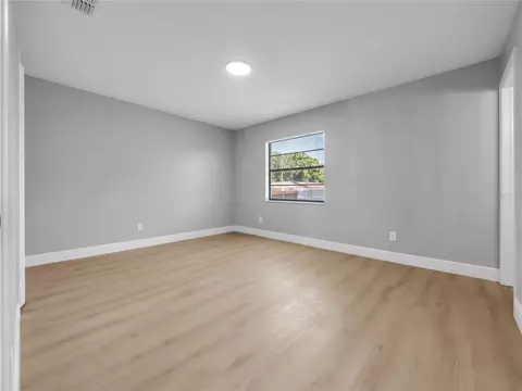 Bedroom - 5213 Colfax Pl, Seffner, FL 33584 photo 1 of 5