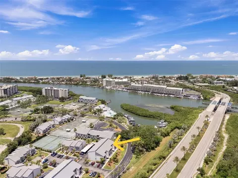 14800 Walsingham Rd #614, Largo, FL 33774