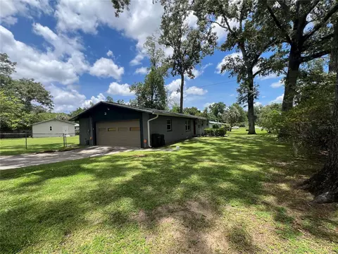 Exterior - 2720 SE 8th Ave, Ocala, FL 34471 photo 13 of 26