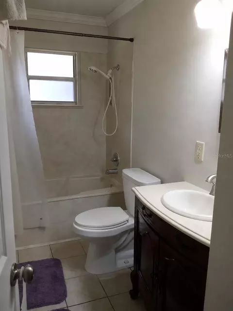 Bath - 2720 SE 8th Ave, Ocala, FL 34471 photo 2 of 2