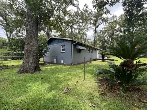 Exterior - 2720 SE 8th Ave, Ocala, FL 34471 photo 12 of 26