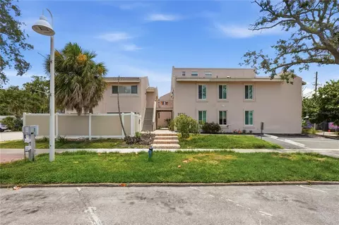 3120 Beach Blvd S #1, Gulfport, FL 33707