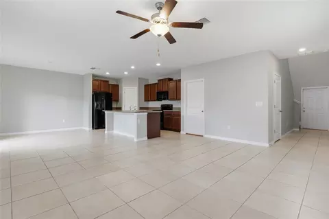 Living - 17237 White Mangrove Dr, Wimauma, FL 33598 photo 1 of 6