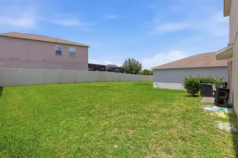 Exterior - 17237 White Mangrove Dr, Wimauma, FL 33598 photo 4 of 5