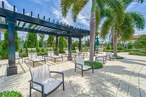 View/Area - 5309 Kelper Hook Ct, Wimauma, FL 33598 photo 6 of 7