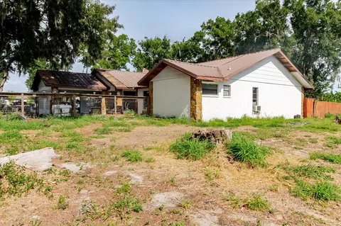 Exterior - 11109 Sumner Rd, Wimauma, FL 33598 photo 6 of 21