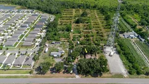 View/Area - 11109 Sumner Rd, Wimauma, FL 33598 photo 6 of 15