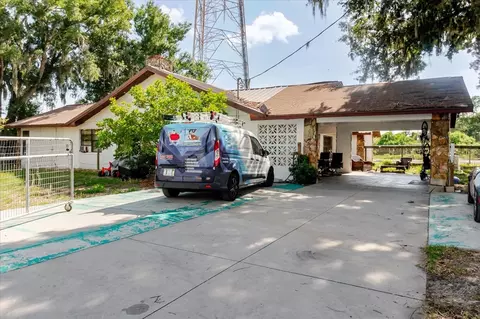 Exterior - 11109 Sumner Rd, Wimauma, FL 33598 photo 4 of 21
