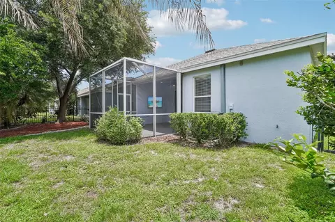 Exterior - 6111 Gannetside Pl, Lithia, FL 33547 photo 2 of 4