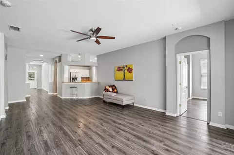 Living - 6111 Gannetside Pl, Lithia, FL 33547 photo 2 of 3