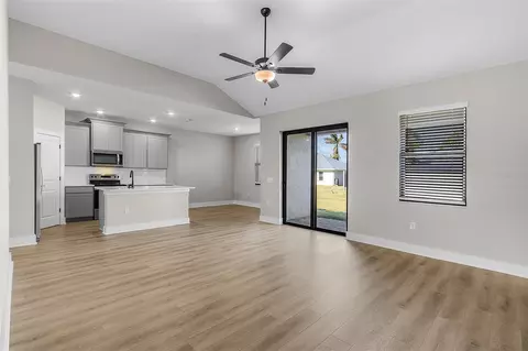 Living - 2405 Gallagher Rd, Dover, FL 33527 photo 1 of 3