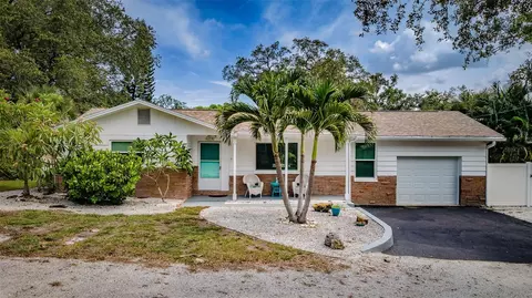 412 Pennsylvania Ave, Palm Harbor, FL 34683