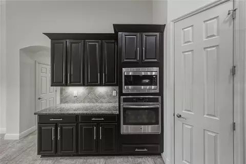 Kitchen - 5904 Shell Ridge Dr, Lithia, FL 33547 photo 5 of 6