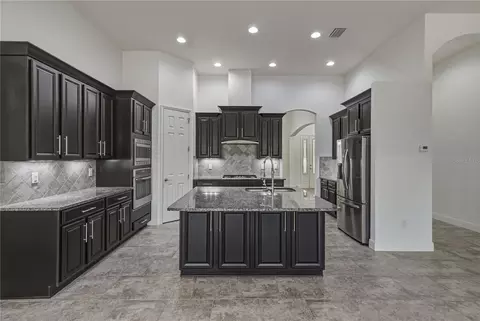 Kitchen - 5904 Shell Ridge Dr, Lithia, FL 33547 photo 2 of 6