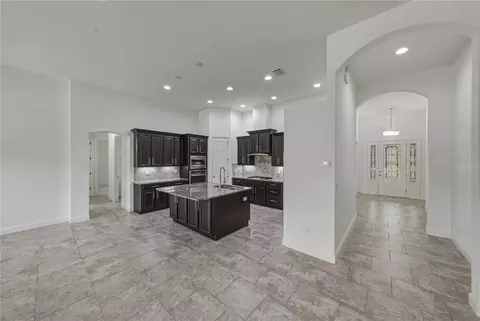 Entry Way - 5904 Shell Ridge Dr, Lithia, FL 33547 photo 2 of 3