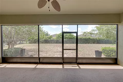 Exterior - 5904 Shell Ridge Dr, Lithia, FL 33547 photo 9 of 23