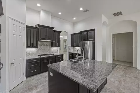 Kitchen - 5904 Shell Ridge Dr, Lithia, FL 33547 photo 3 of 6