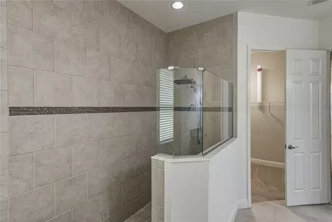 Bath - 5904 Shell Ridge Dr, Lithia, FL 33547 photo 10 of 15