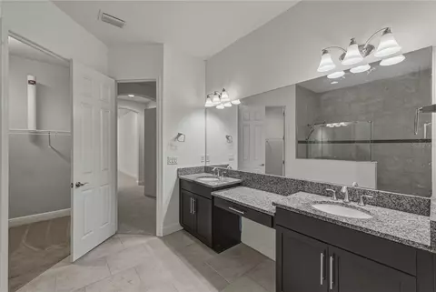 Bath - 5904 Shell Ridge Dr, Lithia, FL 33547 photo 8 of 15