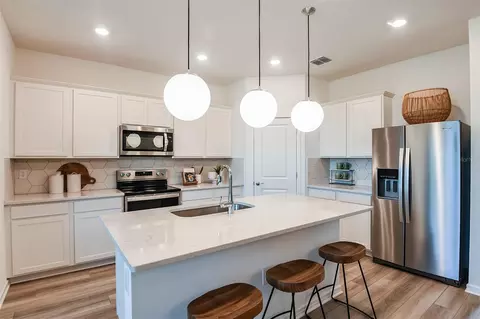 14858 Sunlit Cir, Parrish, FL 34219 photo 3