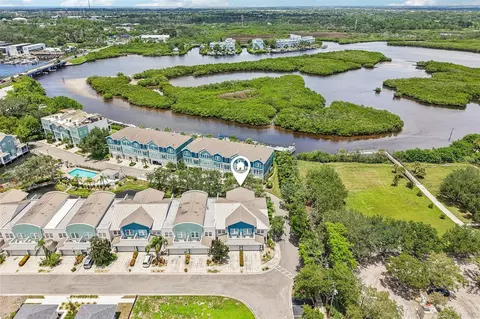 131 Athenian Way, Tarpon Springs, FL 34689