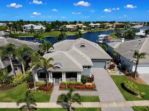 5416 Merritt Island Dr, Apollo Beach, FL 33572