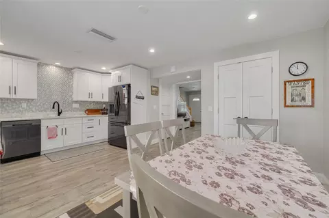 Other - 802 Mindy Ct #802, Largo, FL 33771 photo 4 of 5