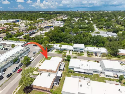 View/Area - 802 Mindy Ct #802, Largo, FL 33771 photo 4 of 7