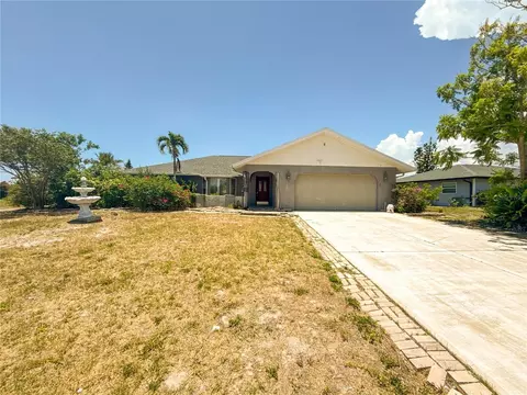 132 Mark Twain Ln, Rotonda West, FL 33947