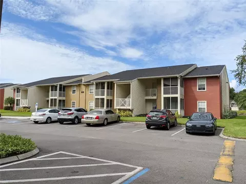 209 Lake Brook Cir #103, Brandon, FL 33511
