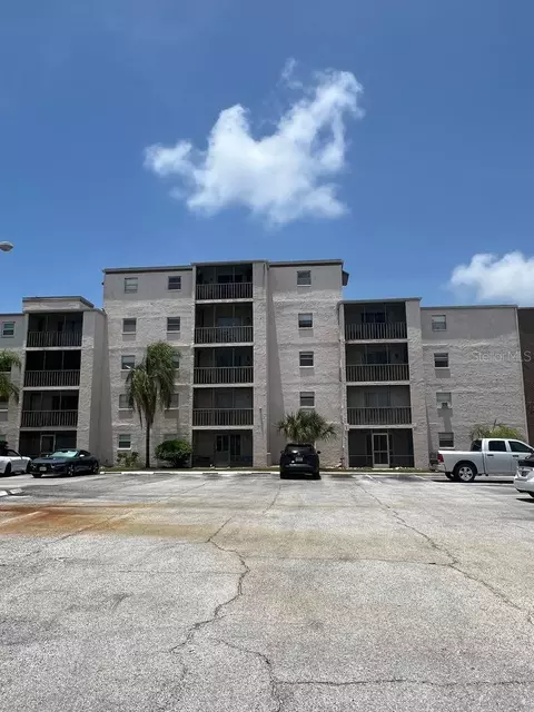 5541 Bay Blvd #107, Port Richey, FL 34668
