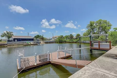 View/Area - 4389 5th Isle Dr, Hernando Beach, FL 34607 photo 1 of 8