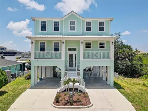 Exterior - 4389 5th Isle Dr, Hernando Beach, FL 34607 photo 2 of 12