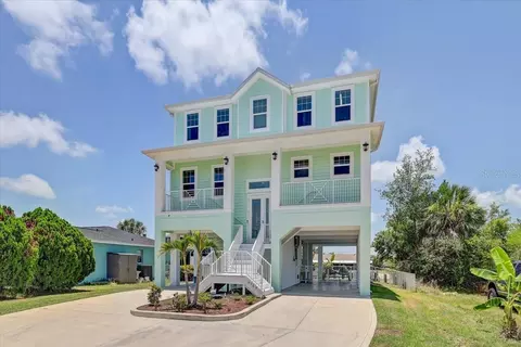 Exterior - 4389 5th Isle Dr, Hernando Beach, FL 34607 photo 3 of 12
