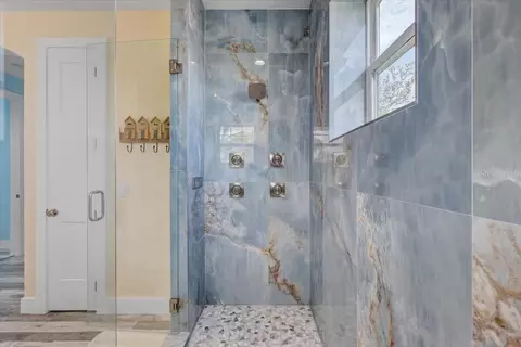 Bath - 4389 5th Isle Dr, Hernando Beach, FL 34607 photo 4 of 9