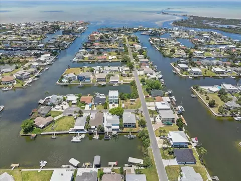View/Area - 4389 5th Isle Dr, Hernando Beach, FL 34607 photo 5 of 8
