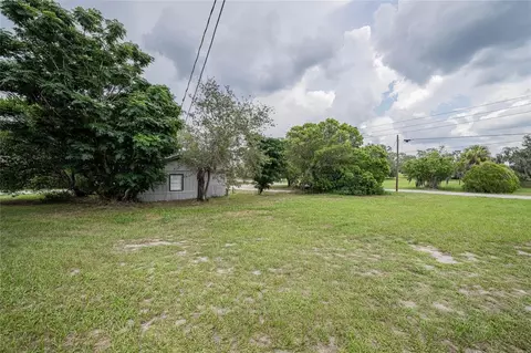 Exterior - 5 North St, Frostproof, FL 33843 photo 5 of 5