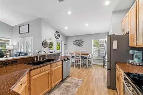 Kitchen - 11129 Bridgecreek Dr, Riverview, FL 33569 photo 1 of 7