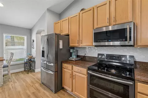Kitchen - 11129 Bridgecreek Dr, Riverview, FL 33569 photo 2 of 7