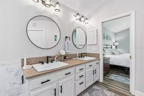 Bath - 11129 Bridgecreek Dr, Riverview, FL 33569 photo 5 of 9