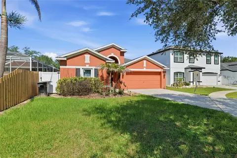 Exterior - 704 Parsons Pointe St, Seffner, FL 33584 photo 3 of 9
