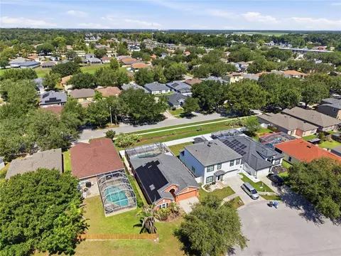 View/Area - 704 Parsons Pointe St, Seffner, FL 33584 photo 1 of 4