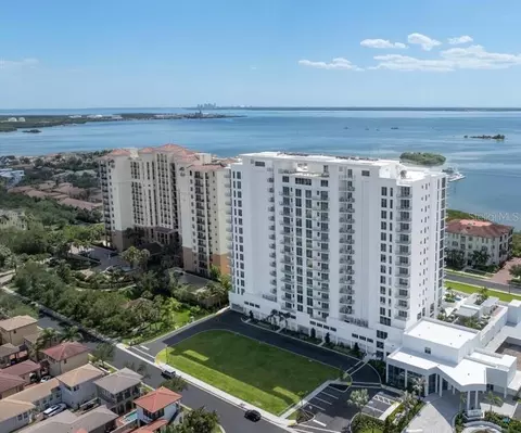5713 Bowen Daniel Dr #806, Tampa, FL 33616